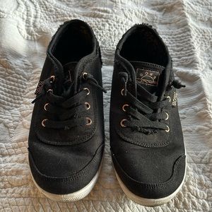 Bobs by sketchers black canvas pull-on size 6.5 tennis shoes